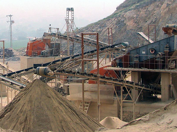 滨义机械赣州石料生产线现场作业